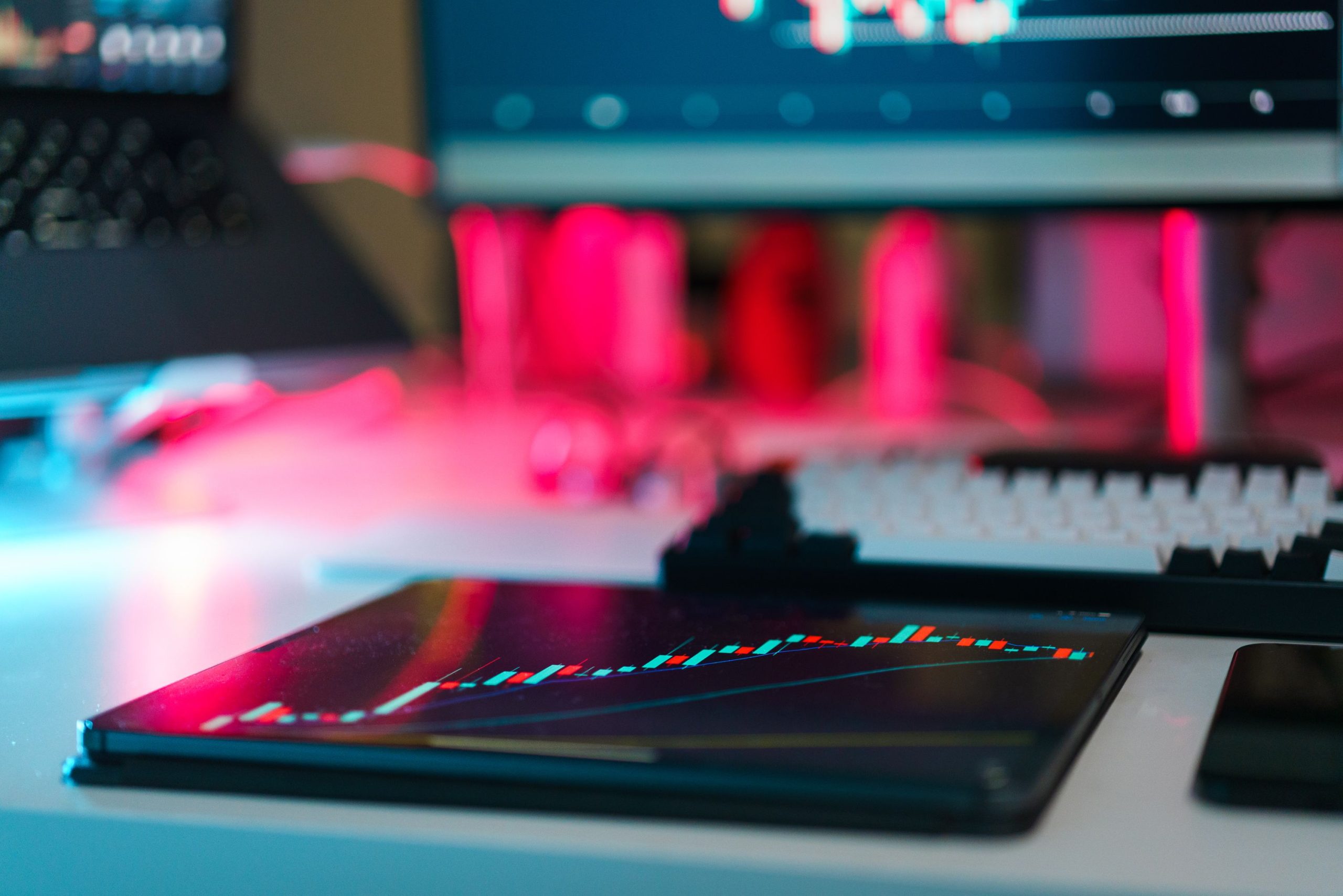 Setup trading haute technologie graphiques tablette ordinateur données